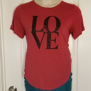 Super soft hot pink graphic love tee
